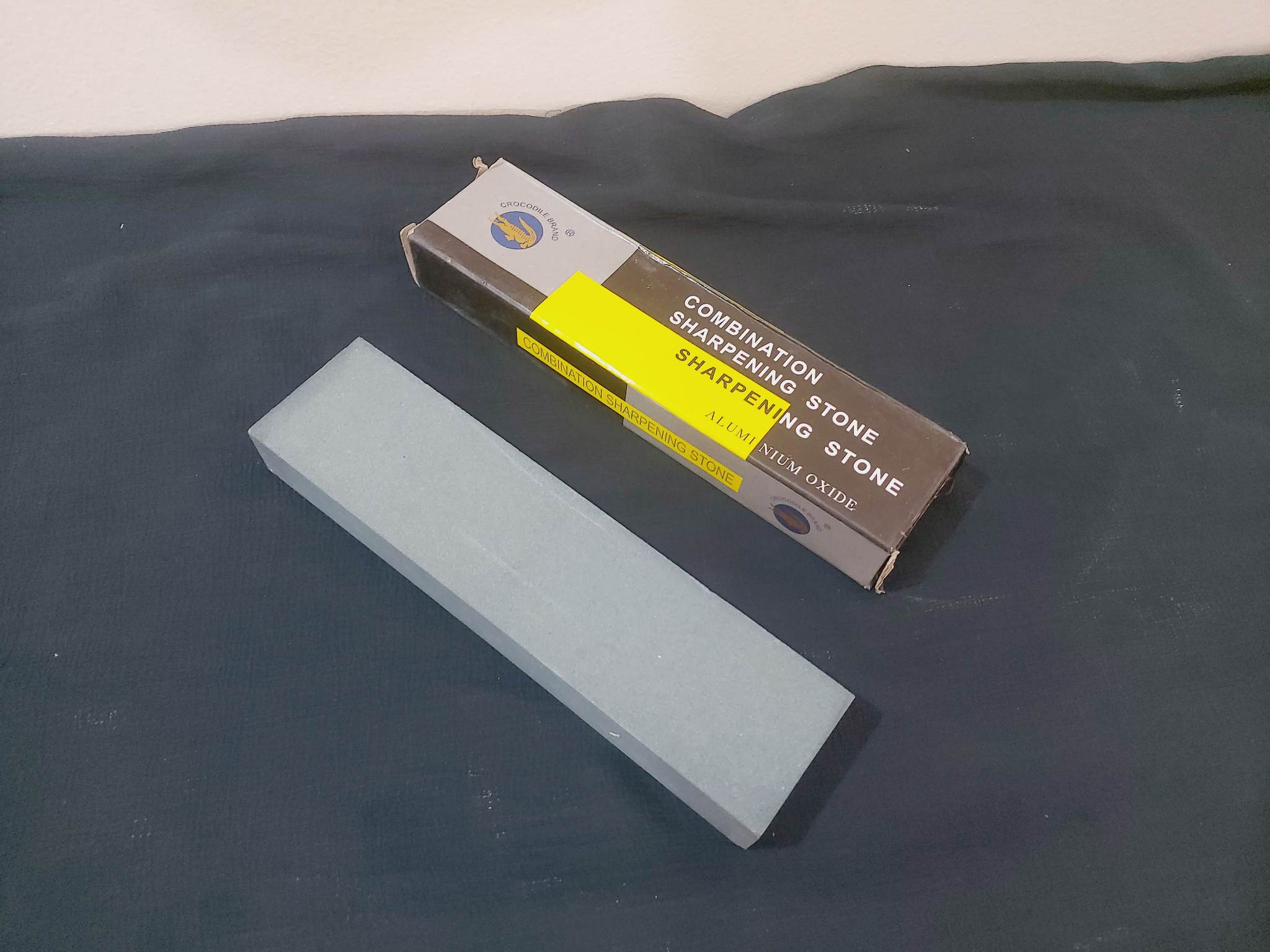 1 পিস whetstone রান্নাঘরের ছুরি শার্পনার। এলোমেলো রং Cd: p40 । - knife sharpener. 