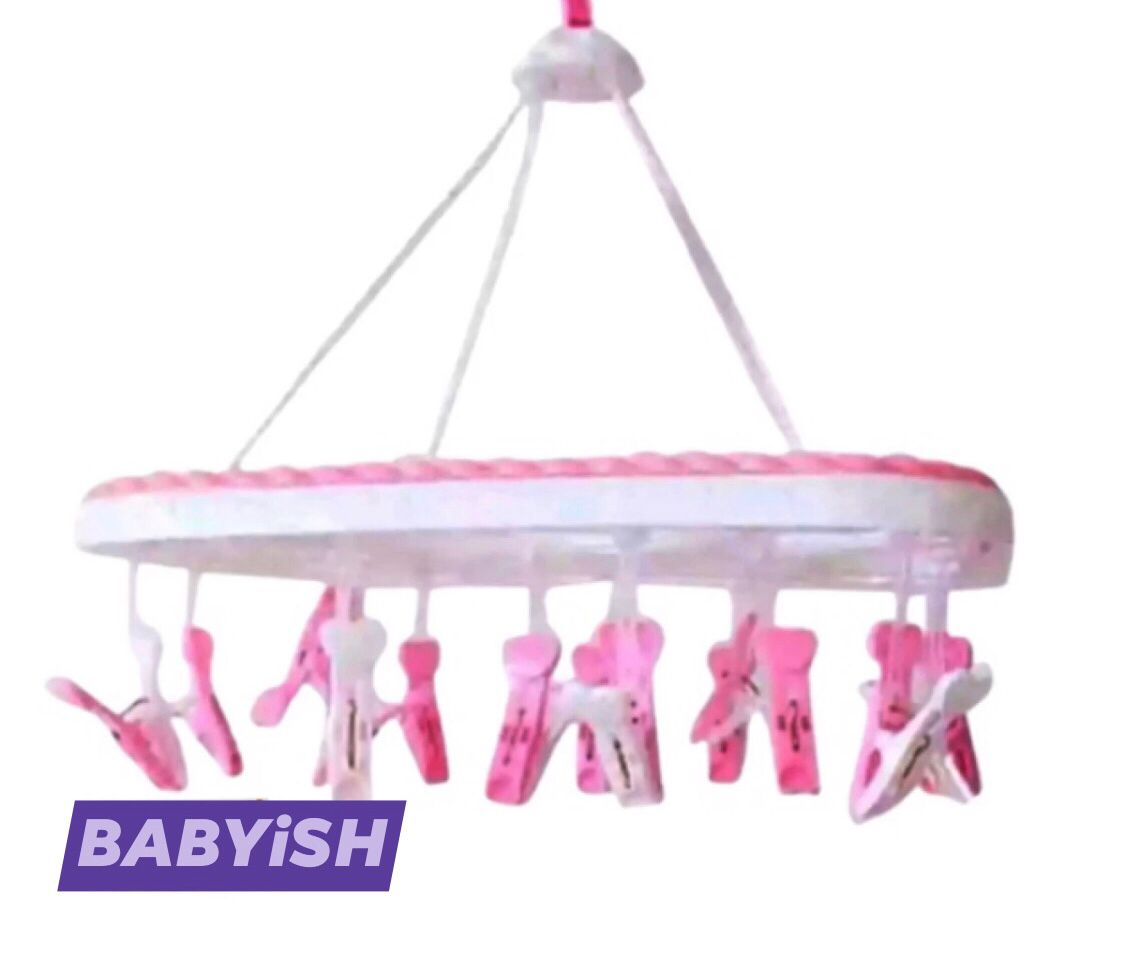 Baby hangers with store clips