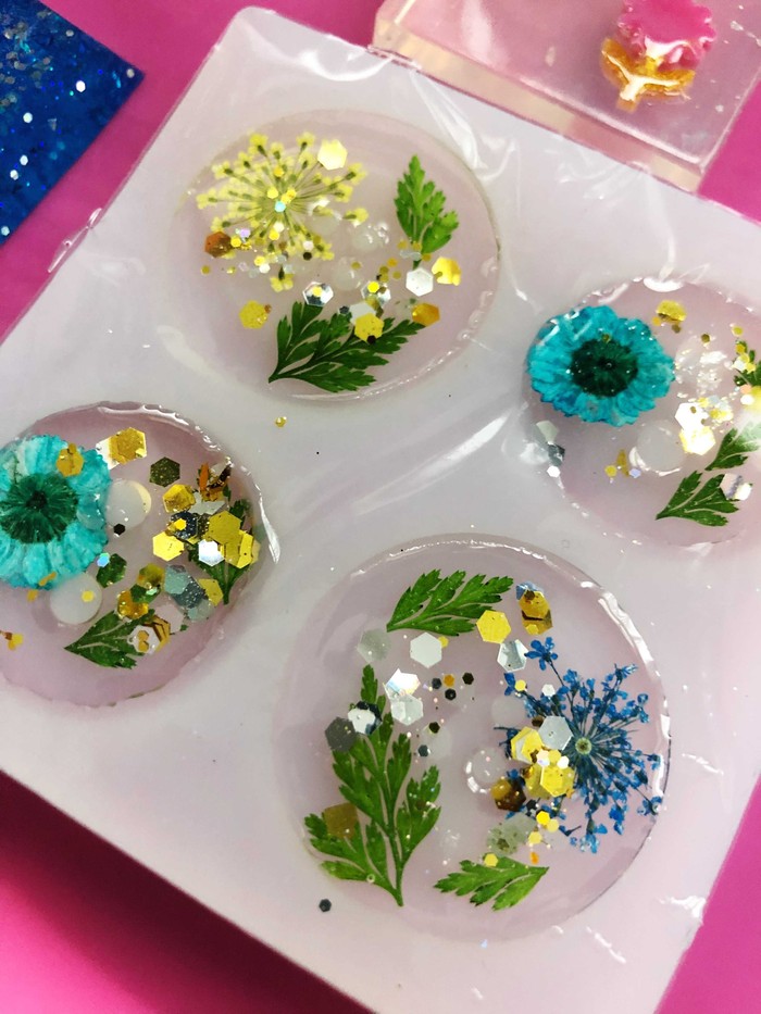 Clear Epoxy Resin With Hardener Ratio - 2:1 (500gm). 