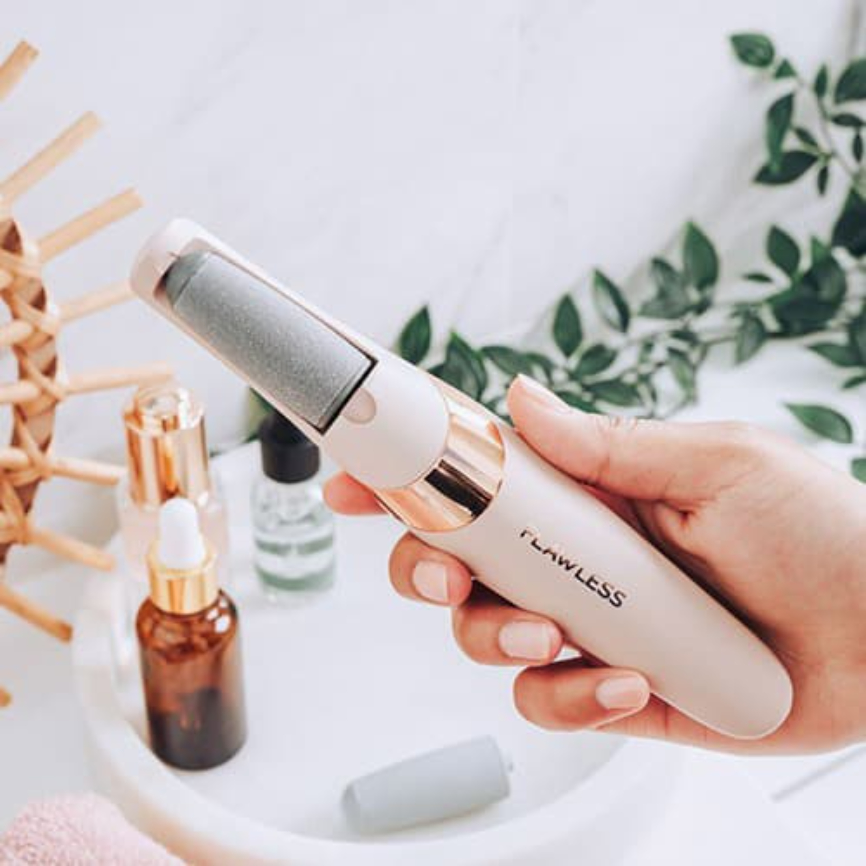 FLAWLESS PEDI ELECTRONIC PEDICURE TOOLS. 