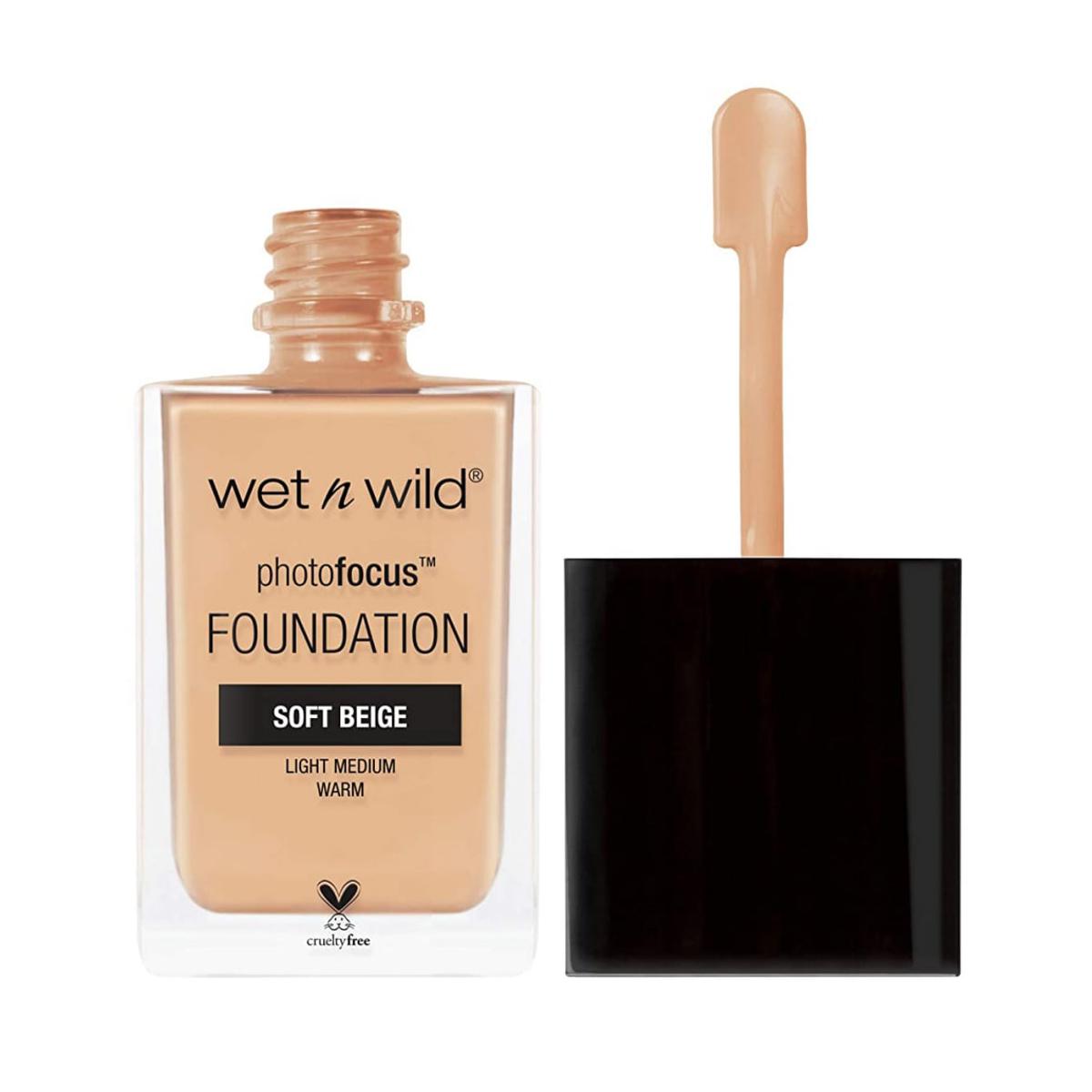 Wet n Wild Matte Foundation - Soft Beige. 