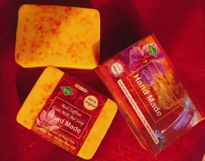 Saffron Sandalwood Handmade Soap – Premium Natural Bath & Skincare Gift 100g - Image 6