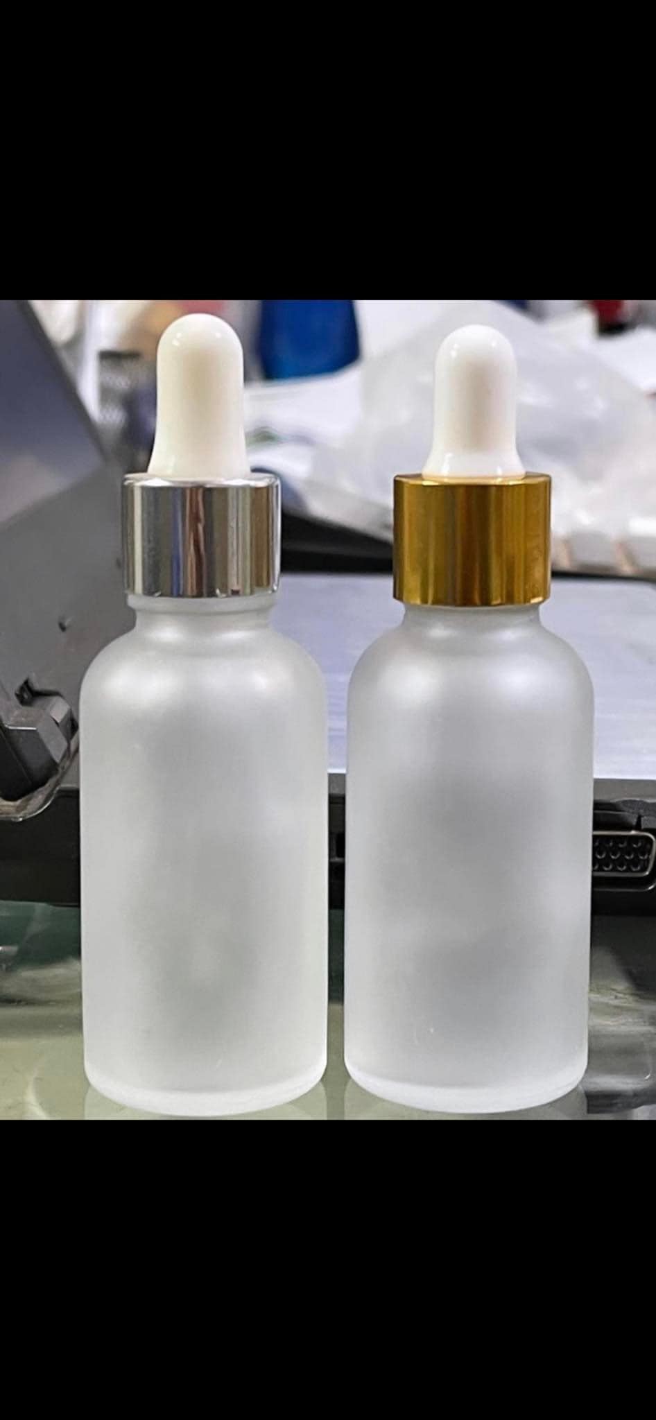 1 pcs 30ml  Dropper empty bottle for use serum or Essential Oils perfume / sent / Attar glass Bottle small Silver dropper Cosmetic Container with Refillable. 