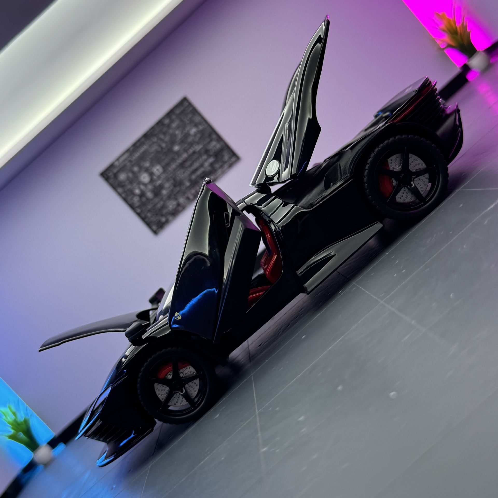 1:24 Ferrari Daytona Sp3 Convertible Die-Cast Vehicles Alloy Model Car Toys For Gift Collection