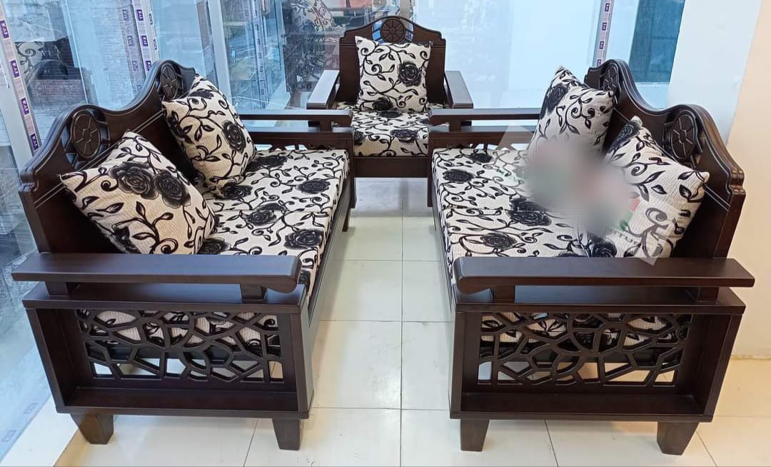 Wood Sofas Baci Living Room