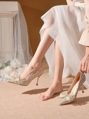 Heels for hot sale wedding party