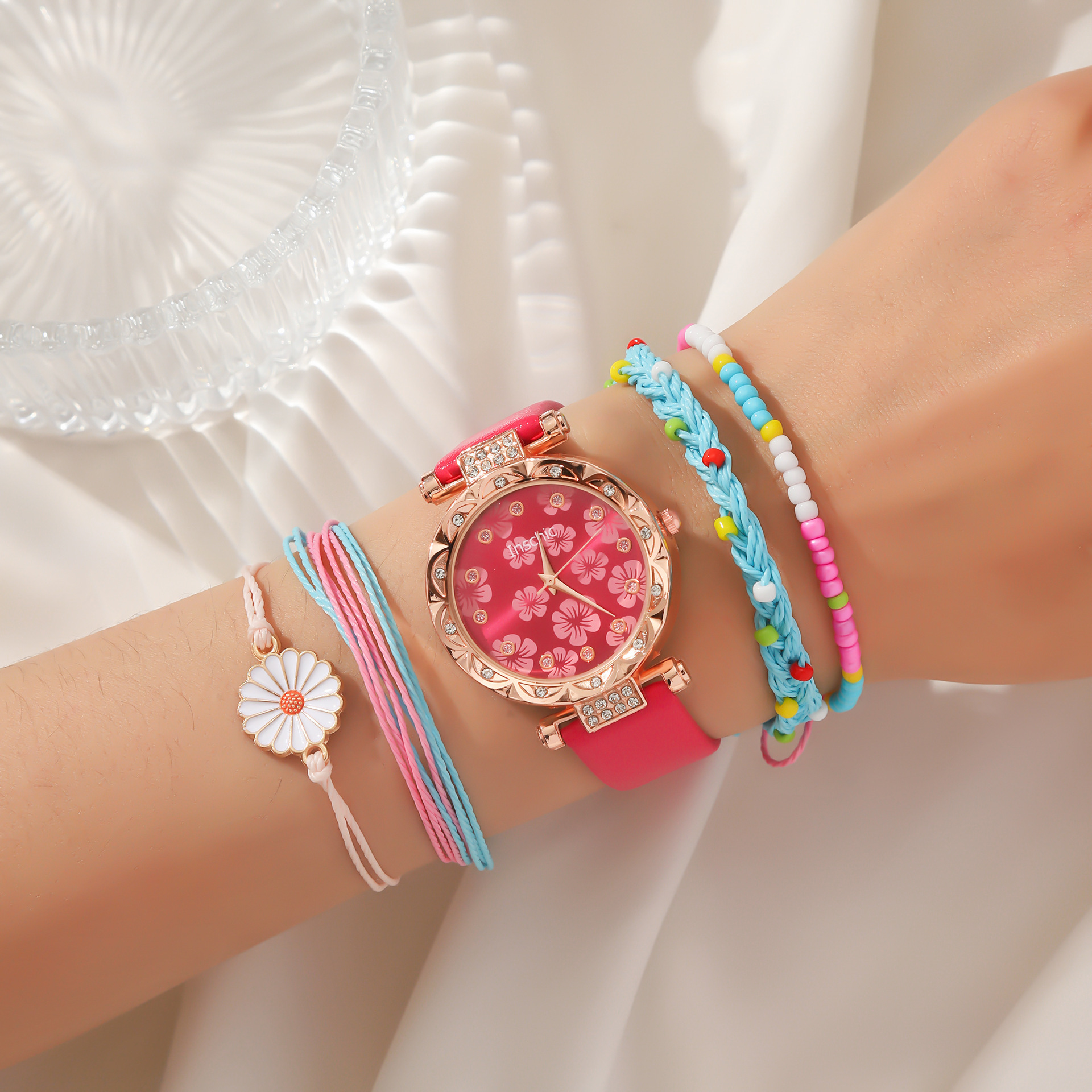 New Women's Cute Wild Personalized Rose Red Belt Diamond-Embedded Watch + Woven Hand Strap Suit 5pc/et