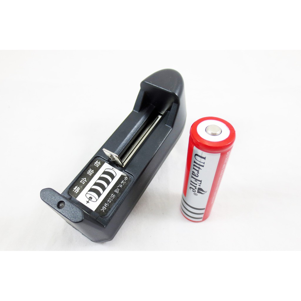 3.7 V Lithium-ion Universal Single Cell Battery Charger. 