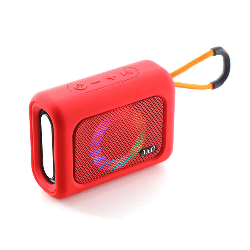 Outdoor new GO3L wireless Bluetooth speaker, subwoofer card insertion, portable, convenient mini seven color light speaker. 
