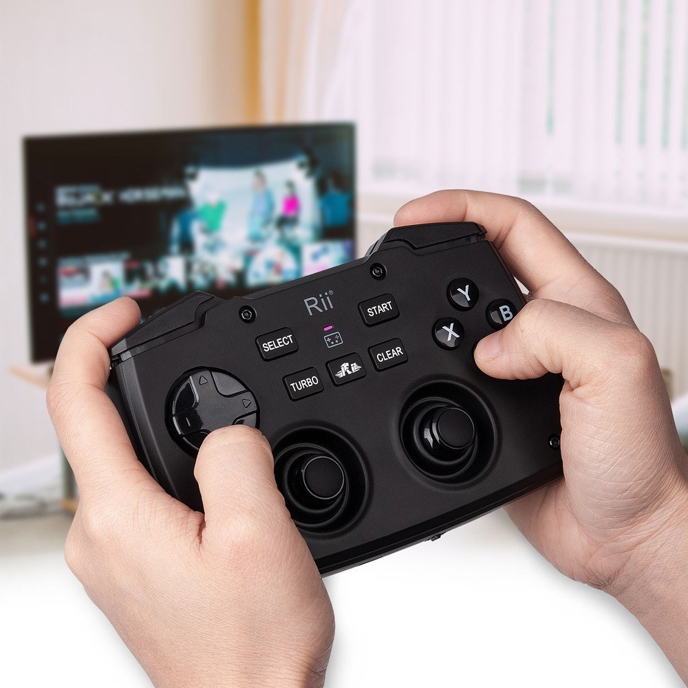 Rii RK707 2.4GHz Wireless Game Controller Keyboard and Mouse Combination - black. 