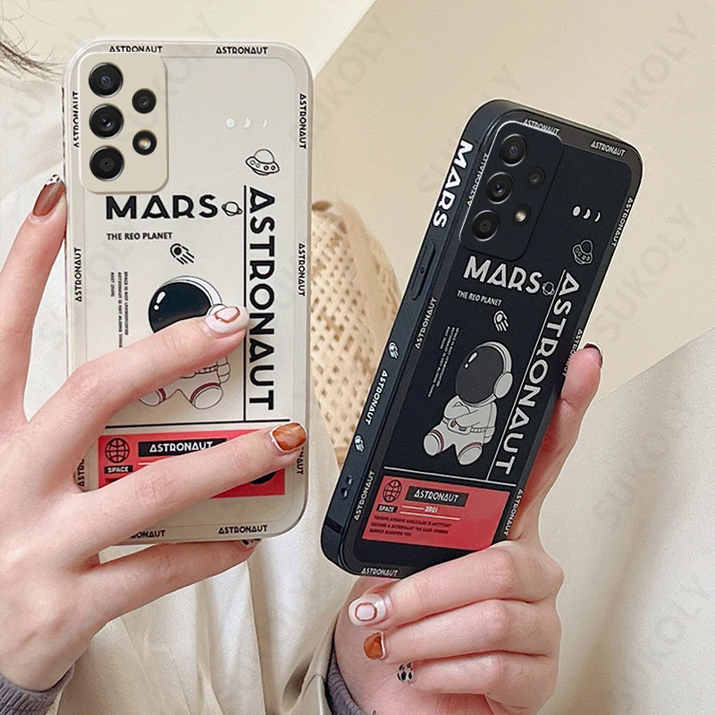 Luxury Astronaut Hand Lanyard Case For Samsung Galaxy S22 S23 Ultra S24 Ultra S21 S23 FE A52s A53 A54 Silicon Soft Phone Cover. 