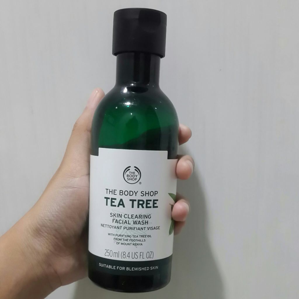 the body shop tea tree skin clearing facial wash harga