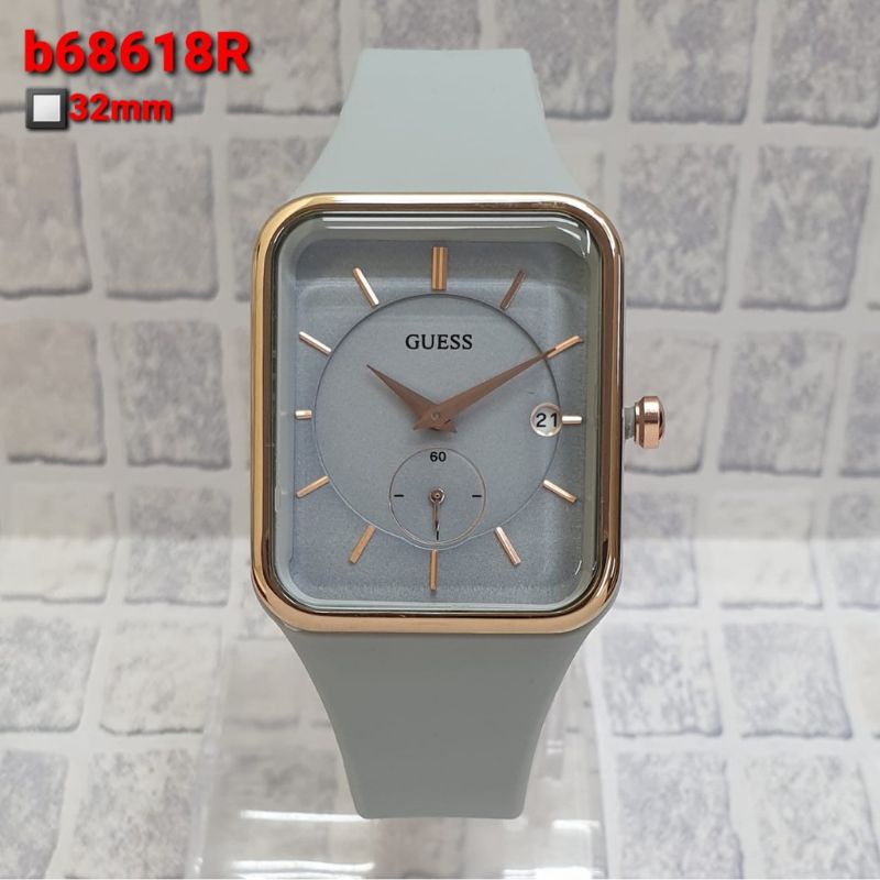 Ls guess Watch Date Active strap rubber ring rosegold Women's Watch. 