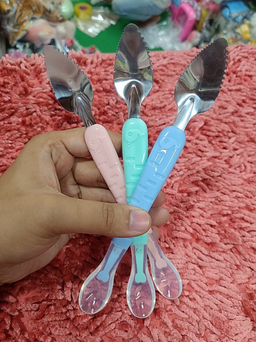 1pcs Double Head Baby Fruit Scraping Mud Spoon, Feeding Spoons Training Spoon for Infants, baby led weaning supplies (Color as per stock)