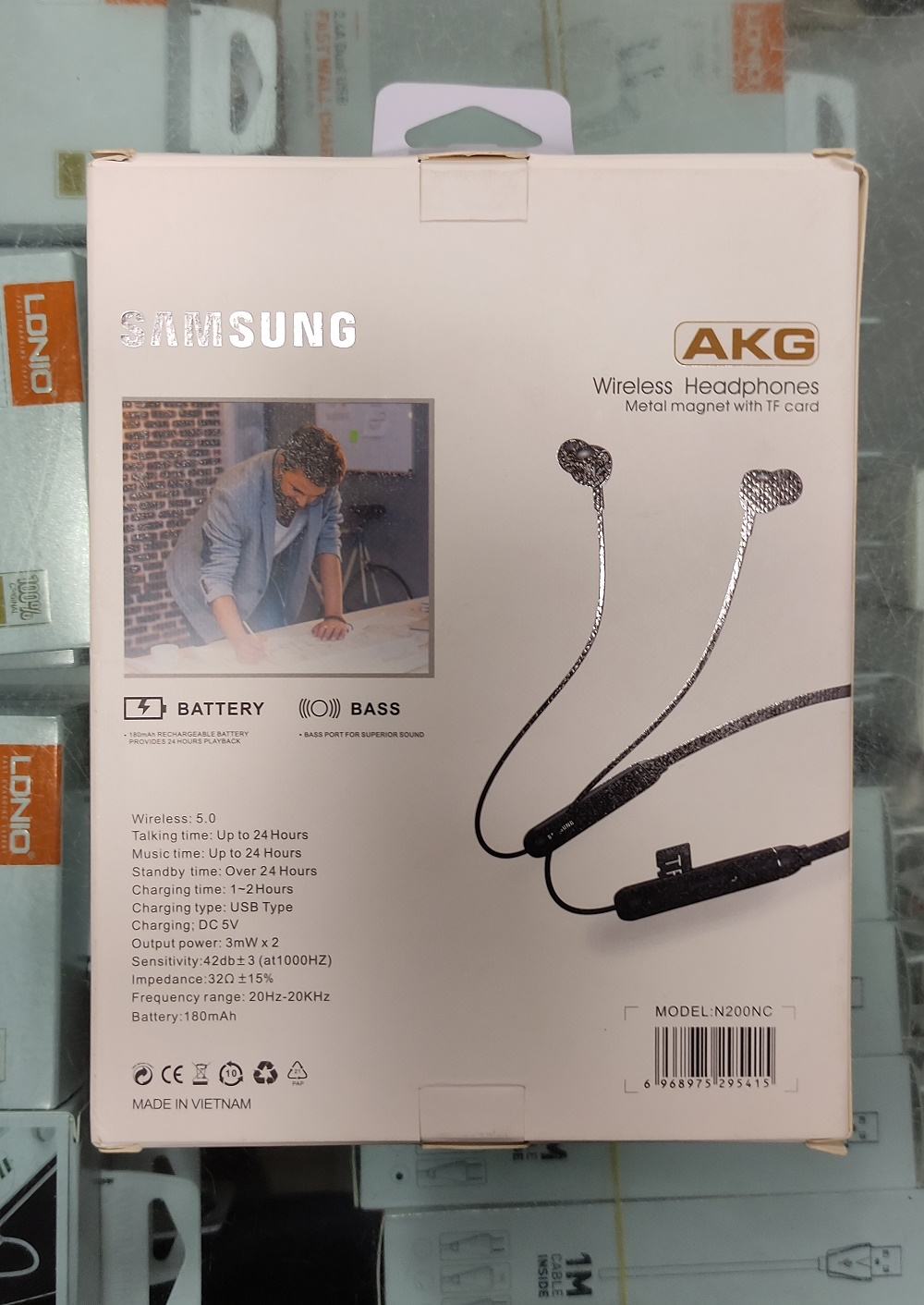 Akg n200 online nc