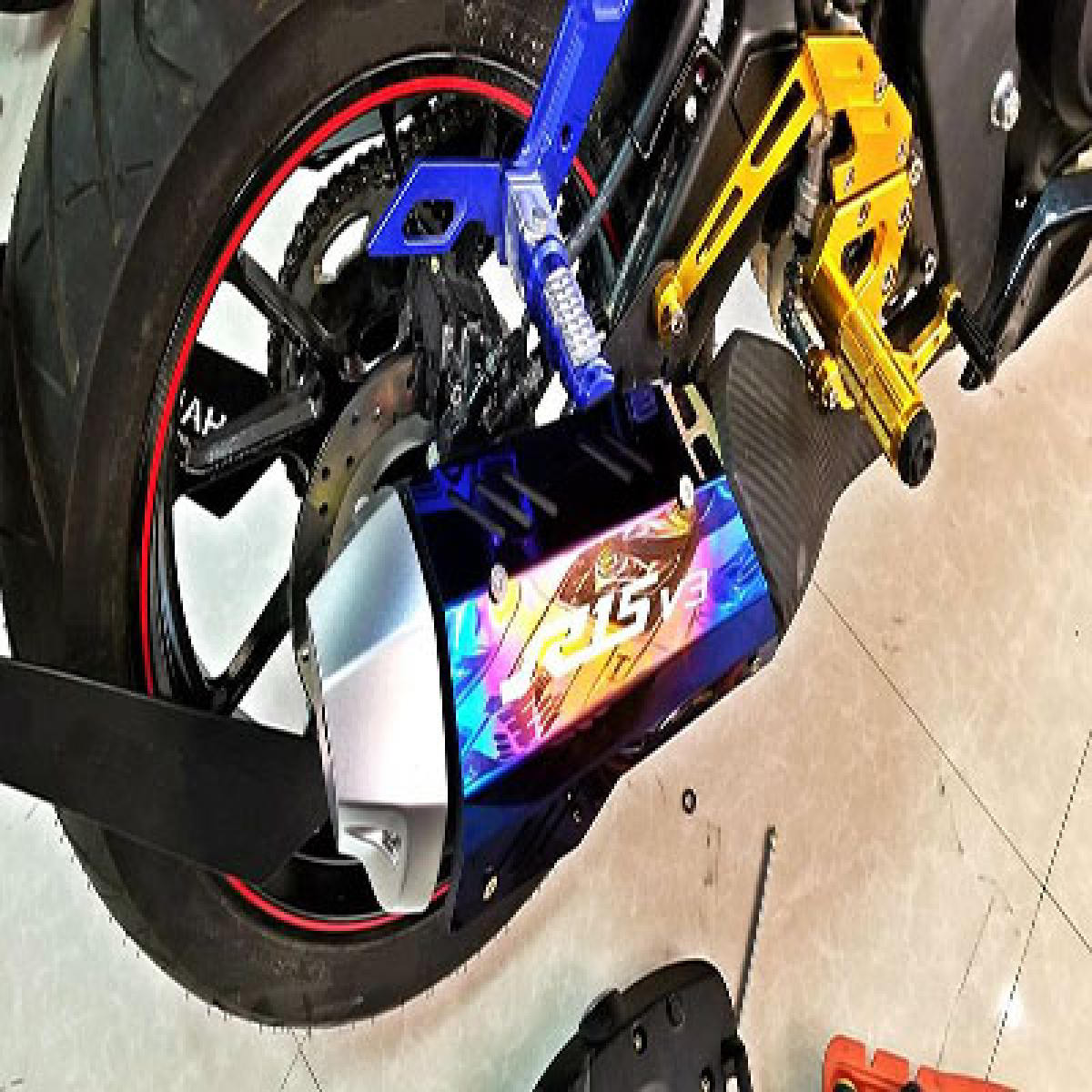 r15 v3 exhaust cover