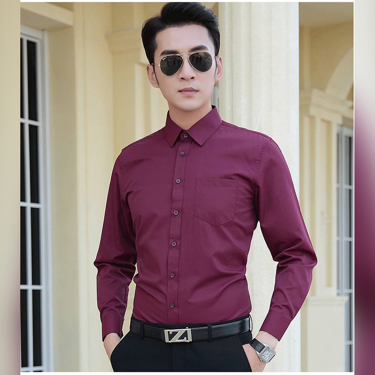 Chiroyli jinsiy aloqa ru Yalangoch tanada moynali kiyimdagi qiz