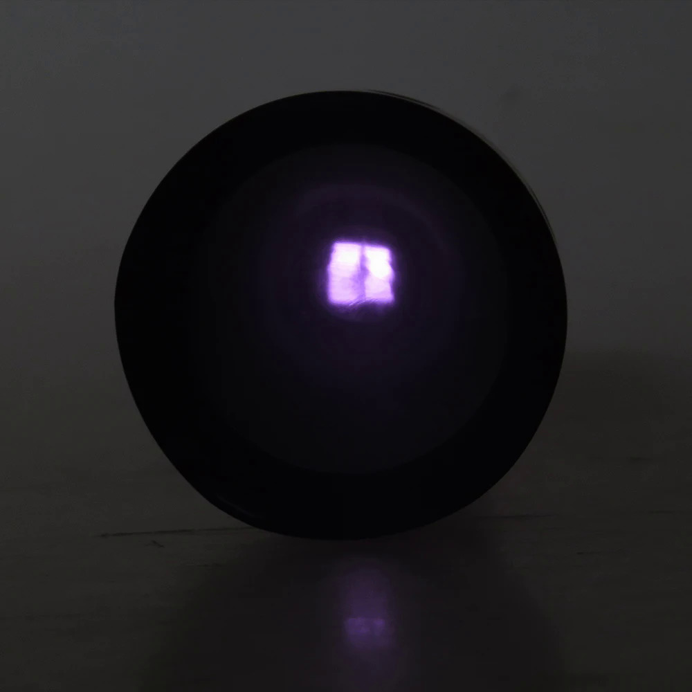 BORUiT T20 Infrared IR 850nm Night Vision LED Tactical Flashlight Zoom IPX6 Waterproof Torch Use 18650 Battery Hunting Lantern. 