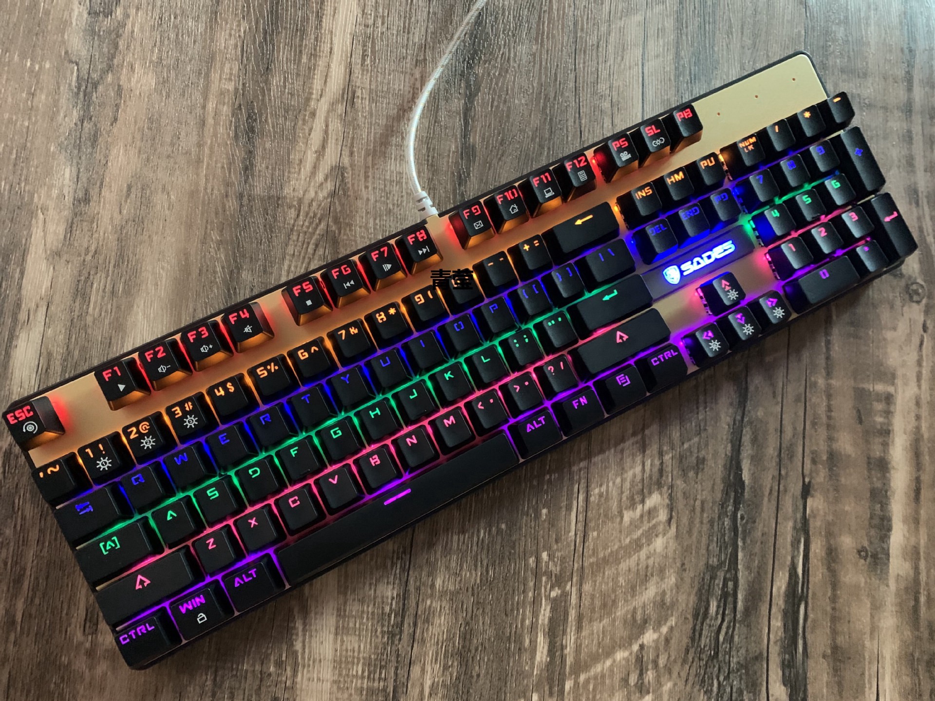 Sensonny-9 second-hand mechanical keyboard, 104 keys, 87 keys, black switch, brown switch, red switch, blue switch, mixed light, color-matching, green claw. 