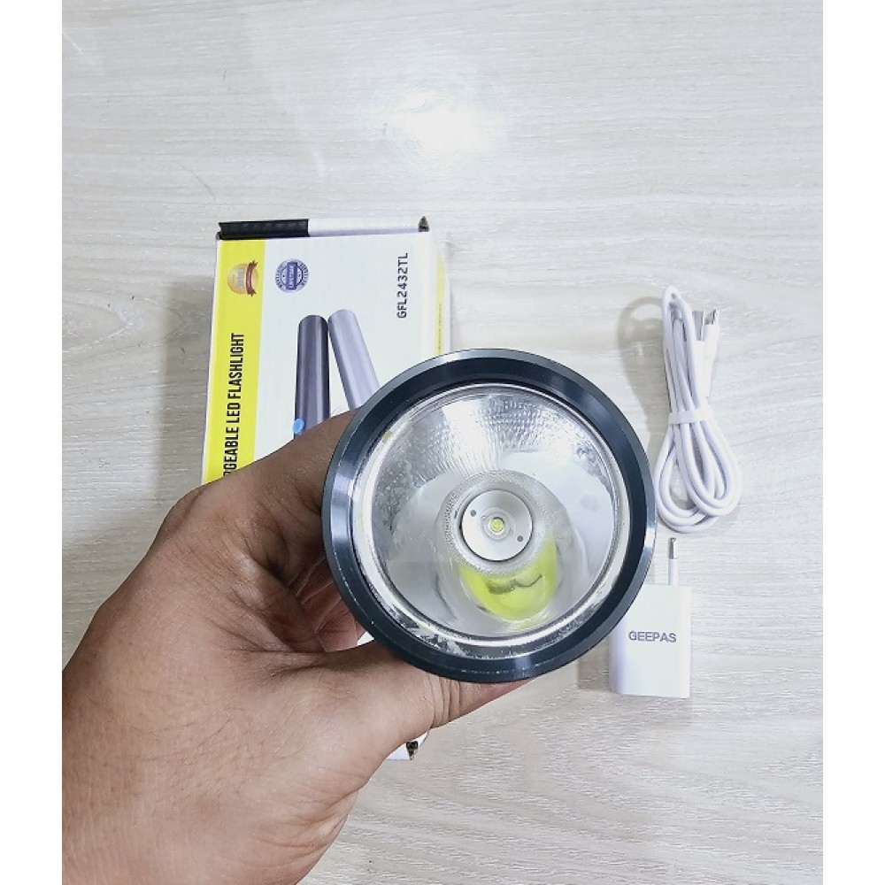 Geepas GFL-2432TL Rechargable LED Flashlight Torch Light. 
