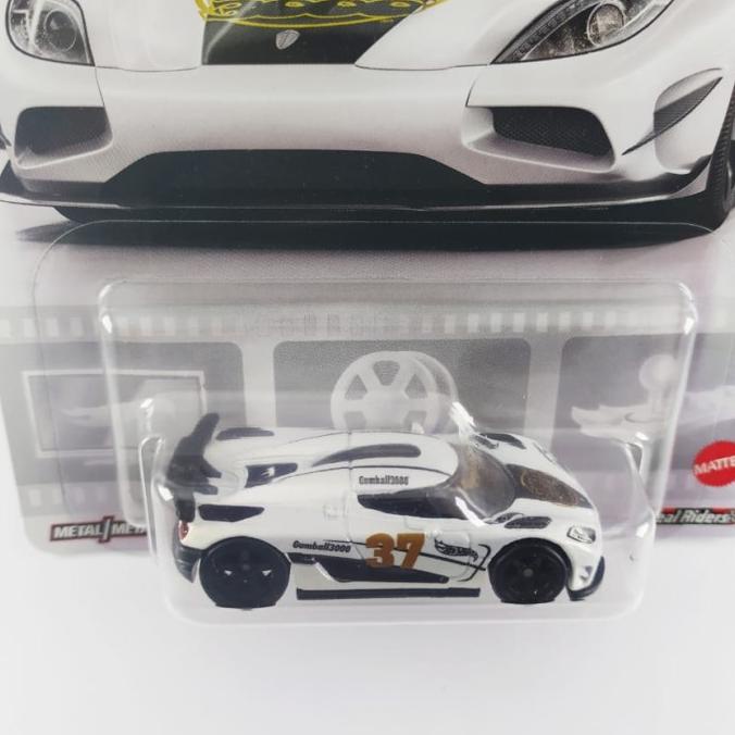 Hotwheels Premium Koenigsegg Agera R (White) 1:64 Scale