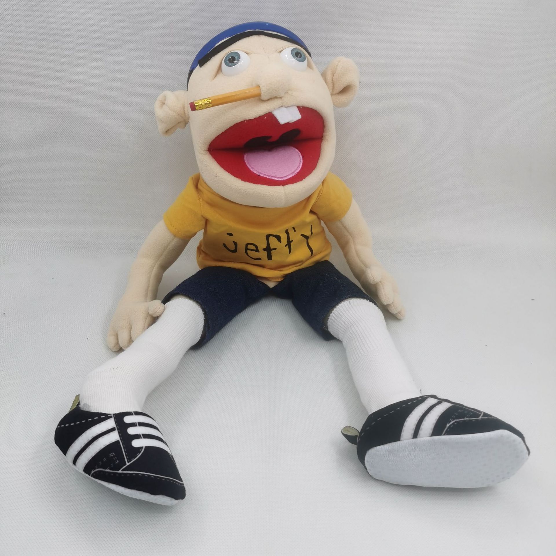 Cross-Border Jeff Hand Puppet in Stock Wholesale Funny Boy Plush Toy Puppet Amazon jeffy Finger Doll Doll. 