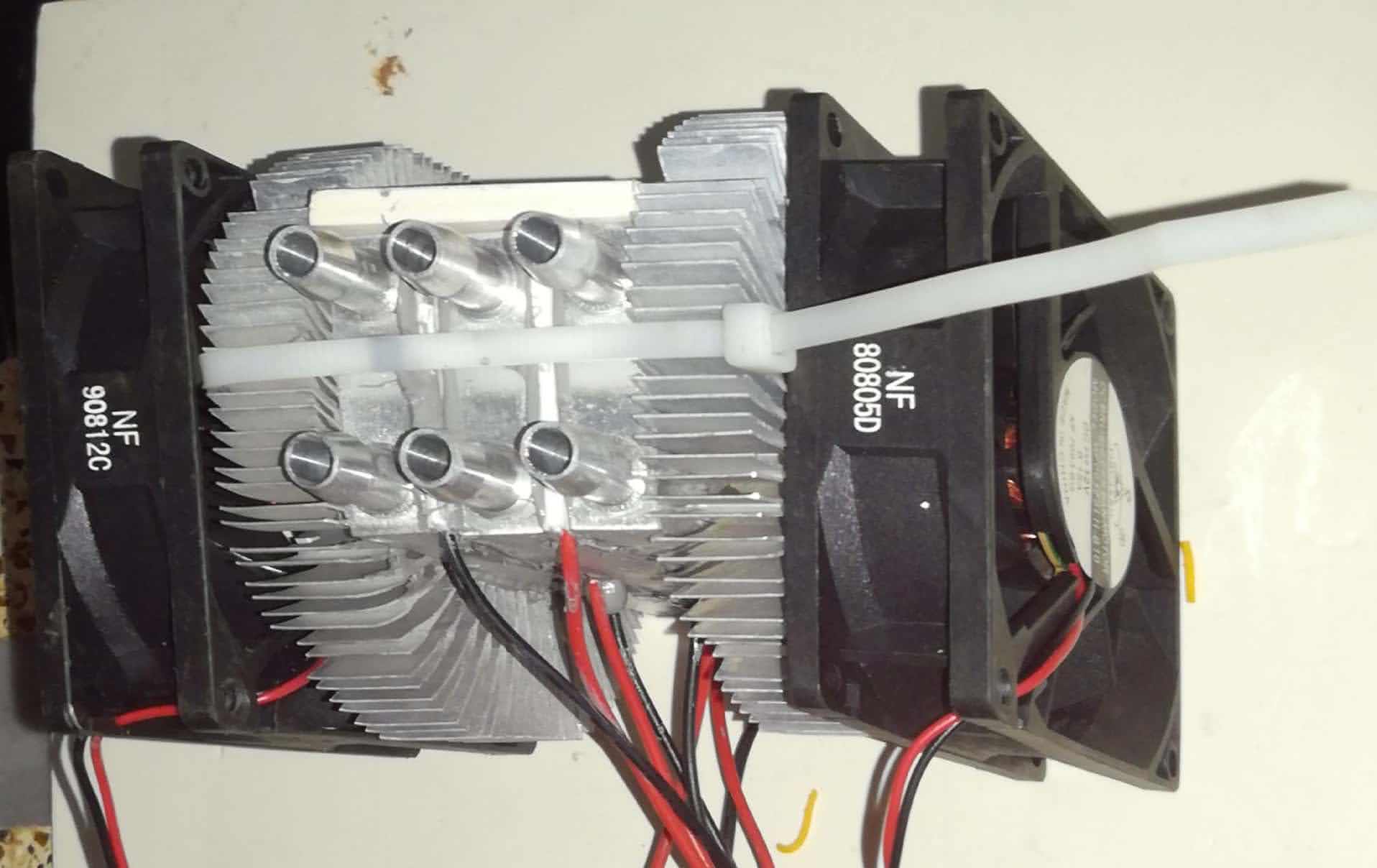 DIY kits Thermoelectric Peltier Refrigeration Cooling System Water Cooling Project 01 Pc SMPS 12 Volt 10 Amp+2Pcs Mini Pump+2 Pcs PC Heatsink+3 Pcs Double Water Block+2 Pcs Fan+4 Pcs Peltier Module TEC1-12706 Coolers+2 Pcs Colling Fan+1 Pc Tharmal Paste. 