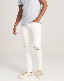 white jeans pant price