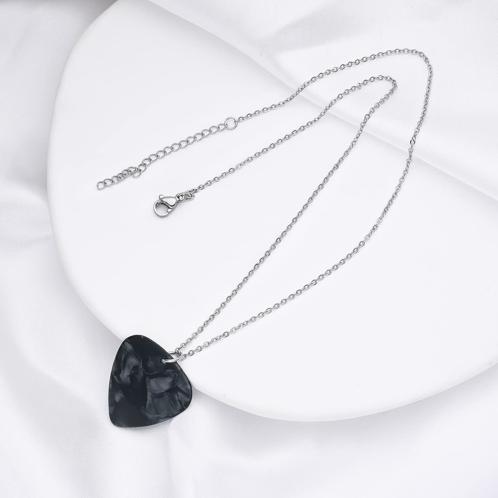 Strange Thing Eddie Munson Guitar Pick Necklace for Men Boys Hellfire Club Eddie Fans Gift Jewelry. 
