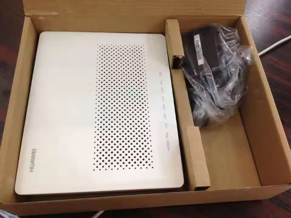 Huawei ONU, Huawei 4 Port Xpon ONU, HG-8240F 4 port xpon ONU 4 Port ONU,. 
