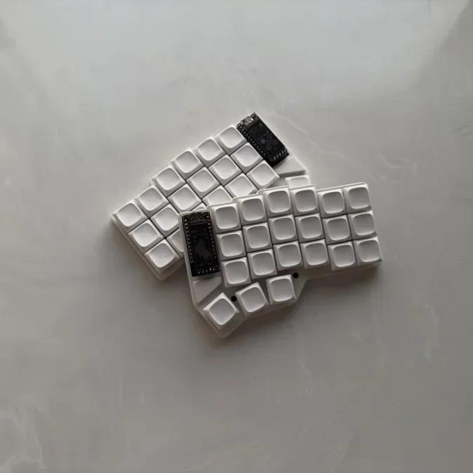 Corne 3x6 Low Profile Split Keyboards Ergonomic Custom Zmk Bluetooth Nice View Screen Choc V1 Wireless Split Mechanical Keyboard. 