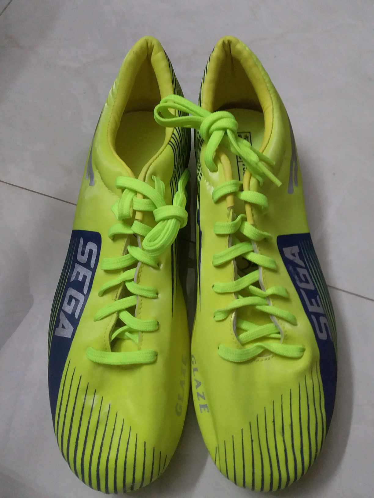 Football shoes daraz deals