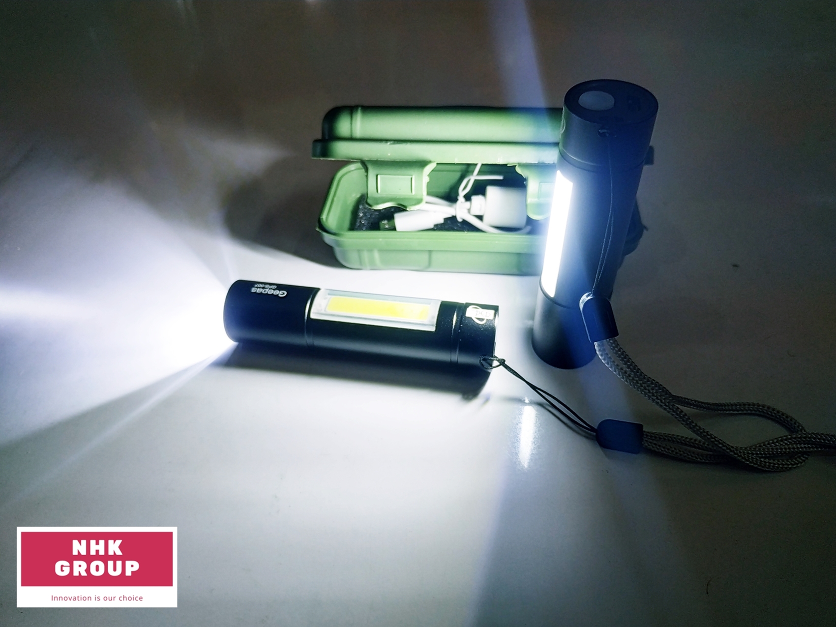 Geepas রিচার্জেবল উচ্চ শক্তি led টর্চ লাইট - torch light. 