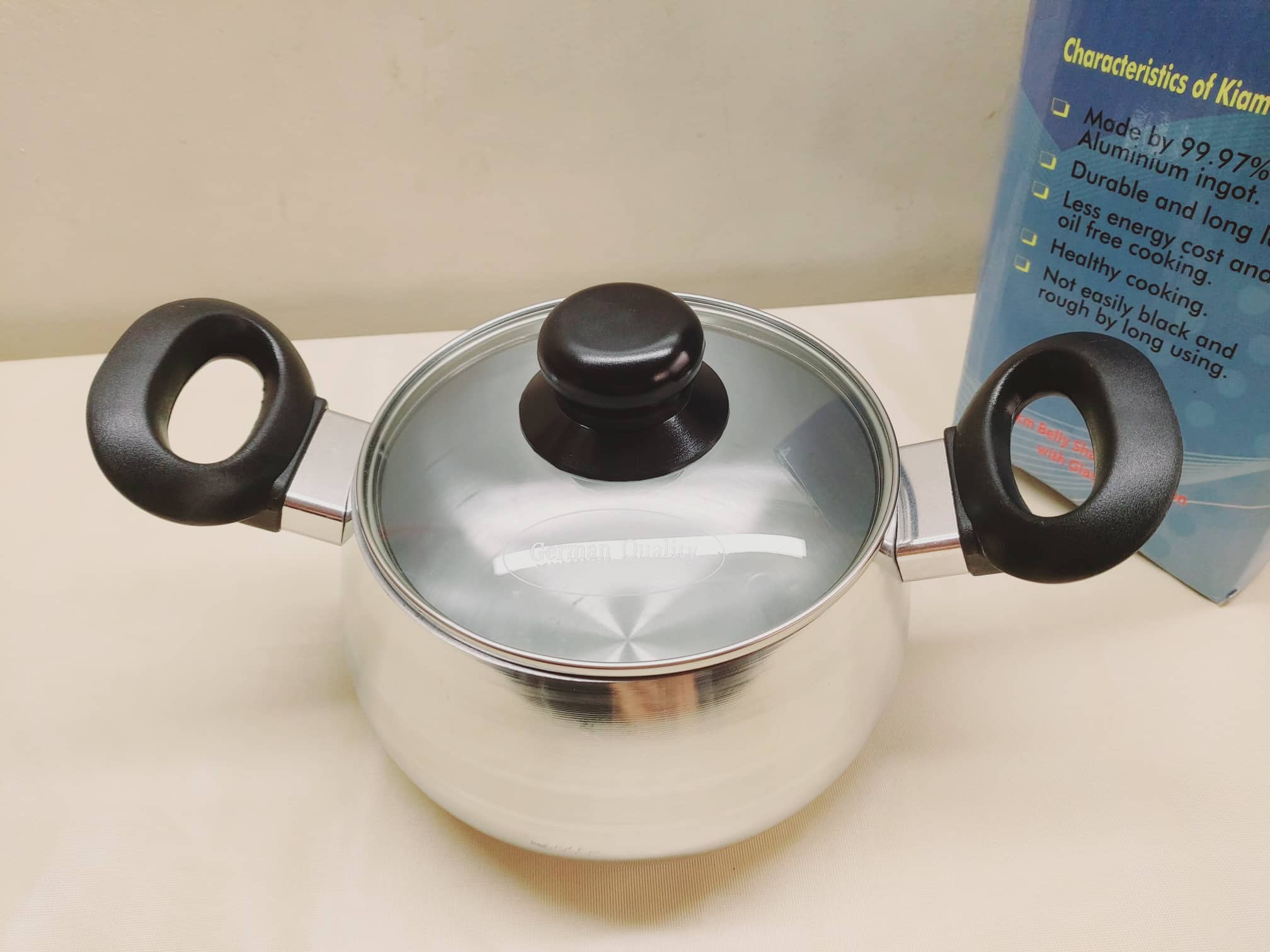 Kiam Classic 20cm Pure Aluminum Belly Shape Saucepan Casserole With Glass Or Aluminum Lid. Aluminium Cookware High Hari Such Pan. Model: O40.
