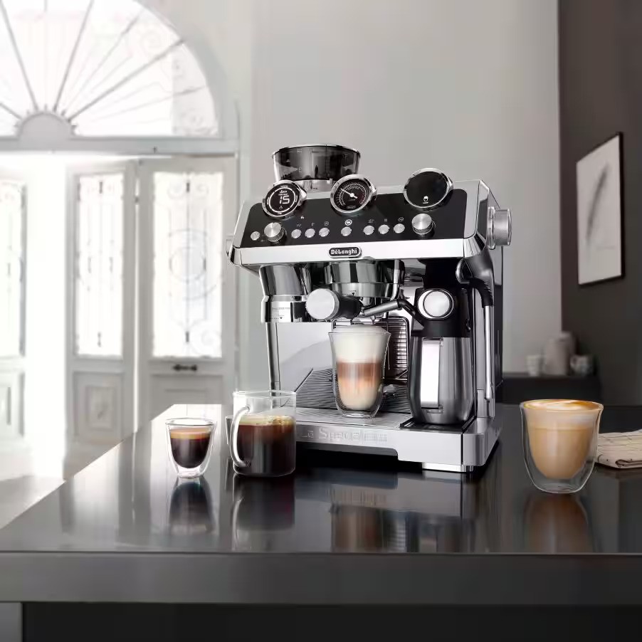 De'Longhi EC9665.M La Specialista Maestro Espresso Coffee Machine. 