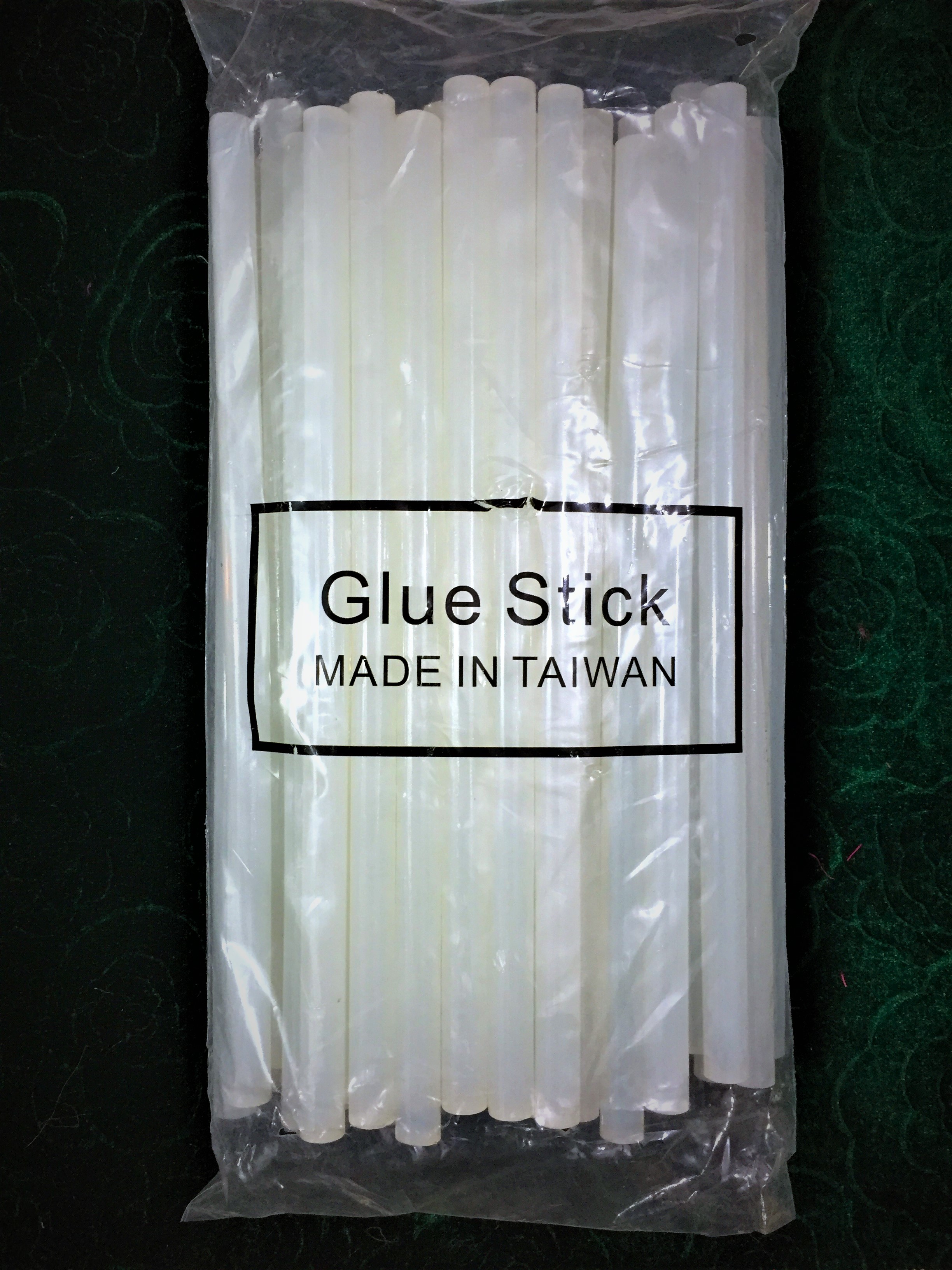 Indispensable - Glue Stick for 100watt Gun (Wide size ) 1 KG - Transparent Made in Taiwan - Tools, DIY & Outdoor - Modern and Trendy. 