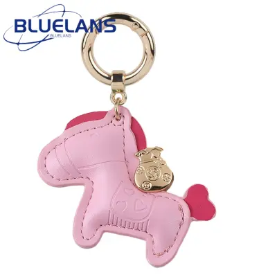 Keychain trendy hot sale