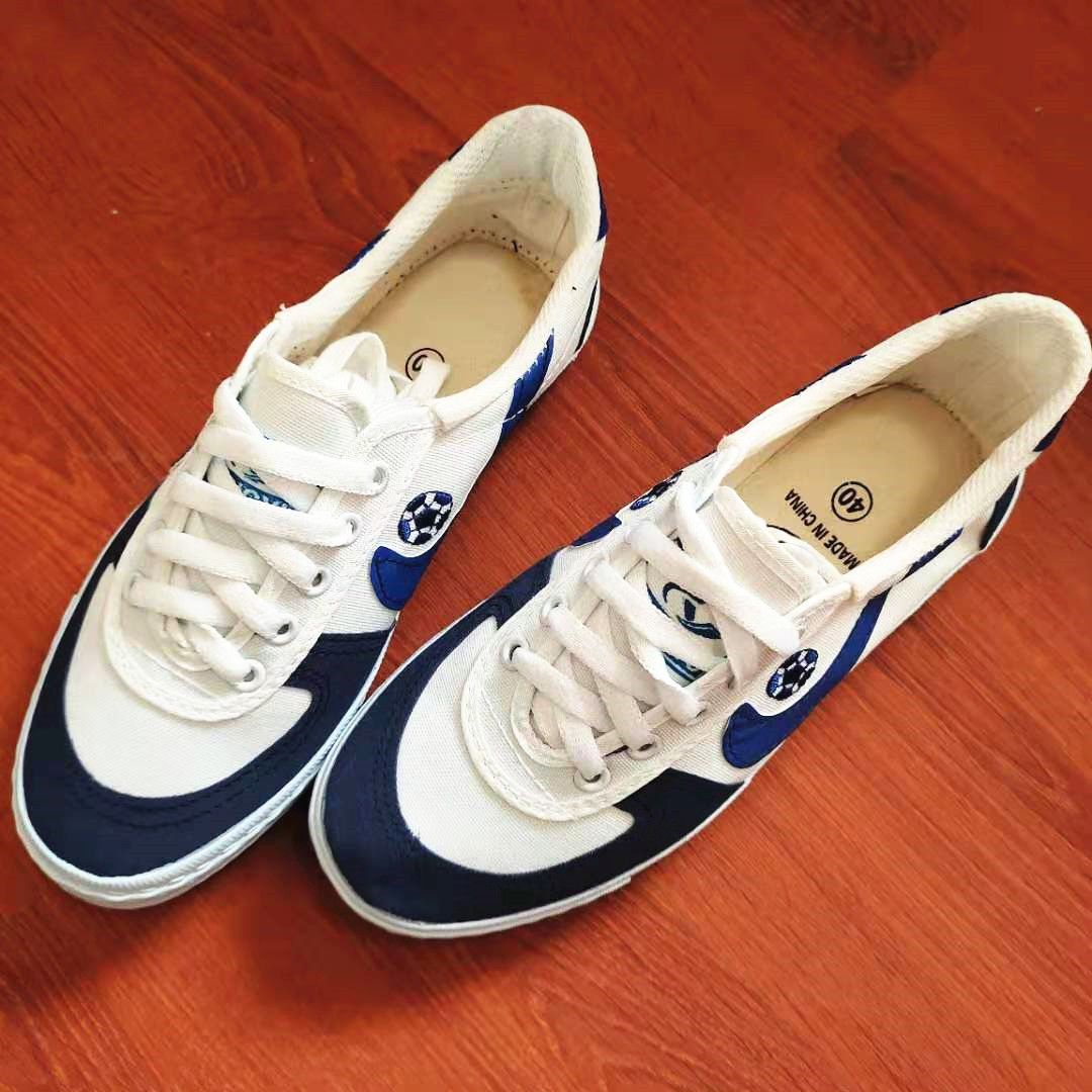 Spring and Summer Volleyball Shoes White Canvas Shoes Martial Arts Training Shoes Morning Exercise Shoes Mesh Surface Shoes Men's and Women's Student Cloth Shoes Sneakers Rubber Shoes. 