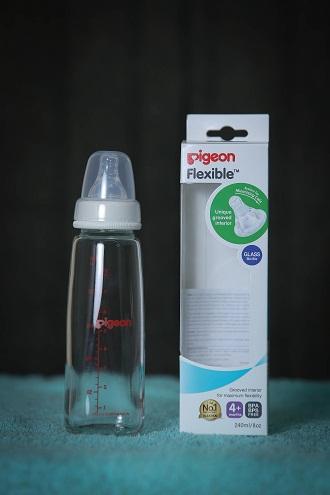PERISTALTIC NIPPLE SN GLASS BOTTLE 240ML. 