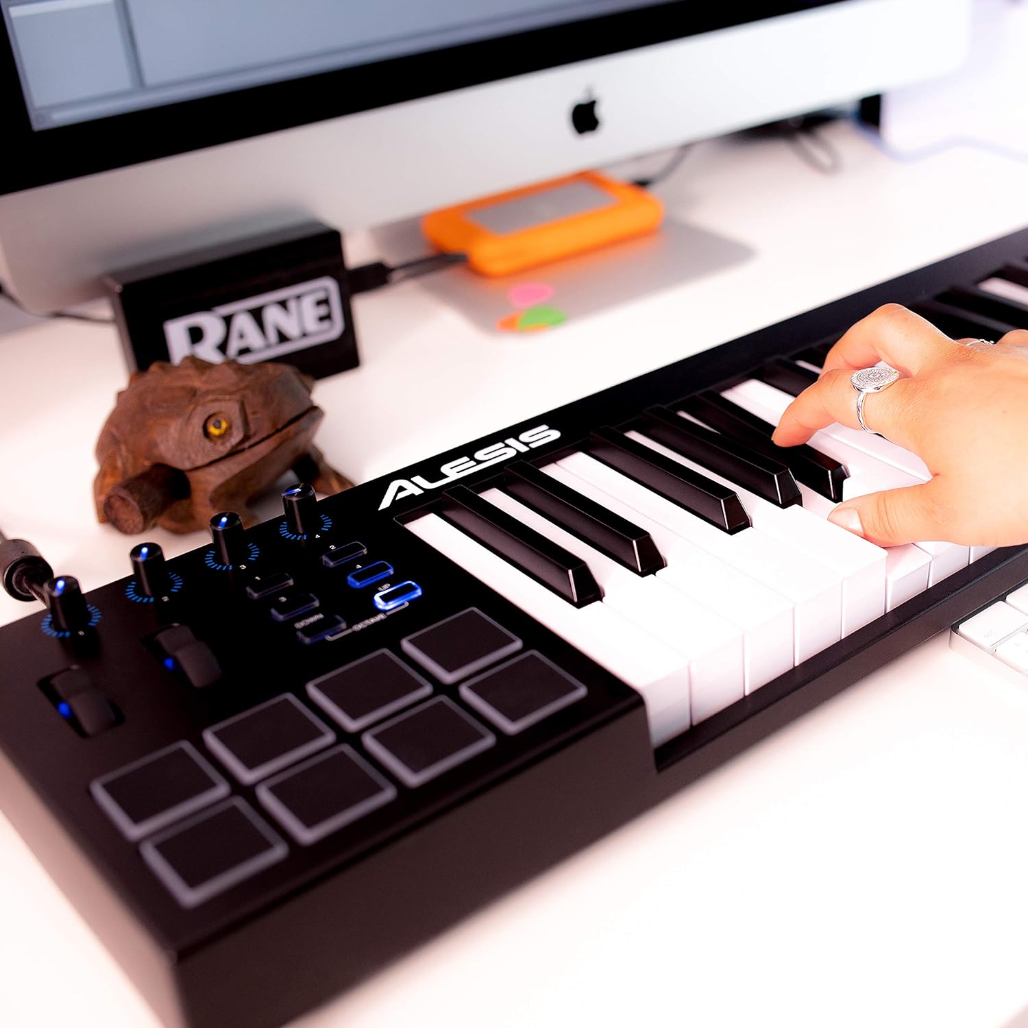 Alesis V49 - 49 Key USB MIDI Keyboard. 