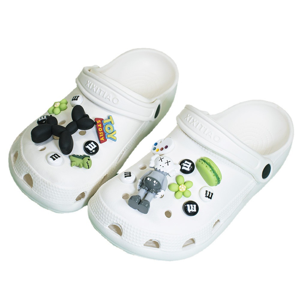 Crocs Jibbitz KAWS Set DIY Shoes Charm Button. 