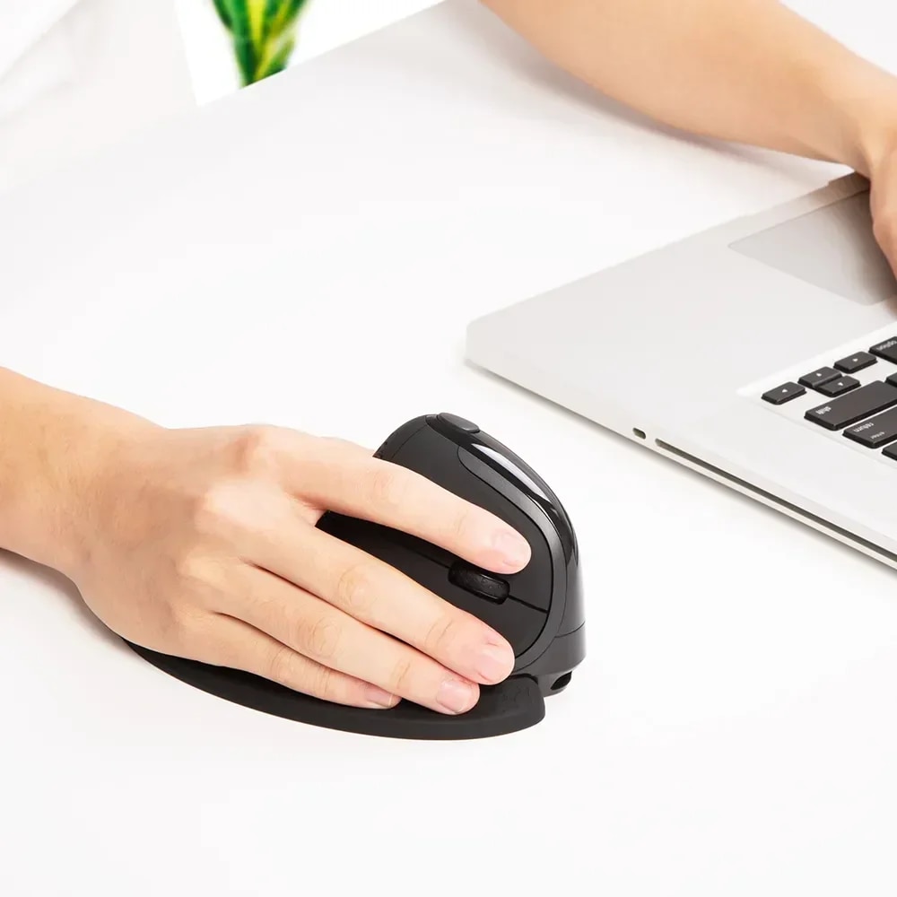 Delux M618XSD Seeker Ergonomic Vertical Mouse with OLED Screen 4000DPI Rechargeable 1000mA Removable Back Cover For Computer. 