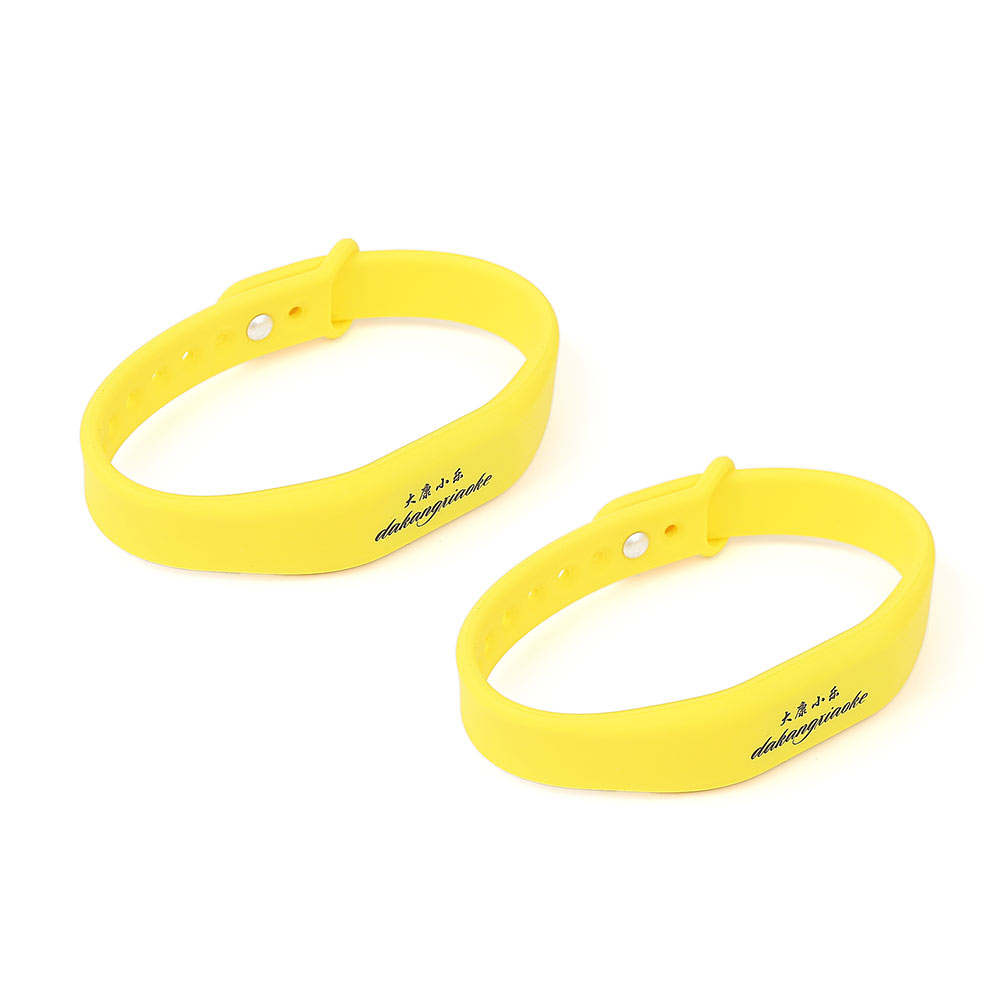 Adjustable Passive RFID Wristband price Silicone RFID Wristband / Bracelet NFC TAG Waterproof Smart RFID Band. 