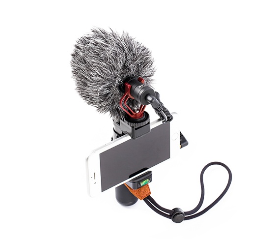BOYA BY-MM1 (for iPhone, Android Smartphones, DSLR Cameras Camcorders - Battery-Free Camera Microphone Vlog Video Mic) 1 Year official warranty On-Camera Shotgun Microphone. 