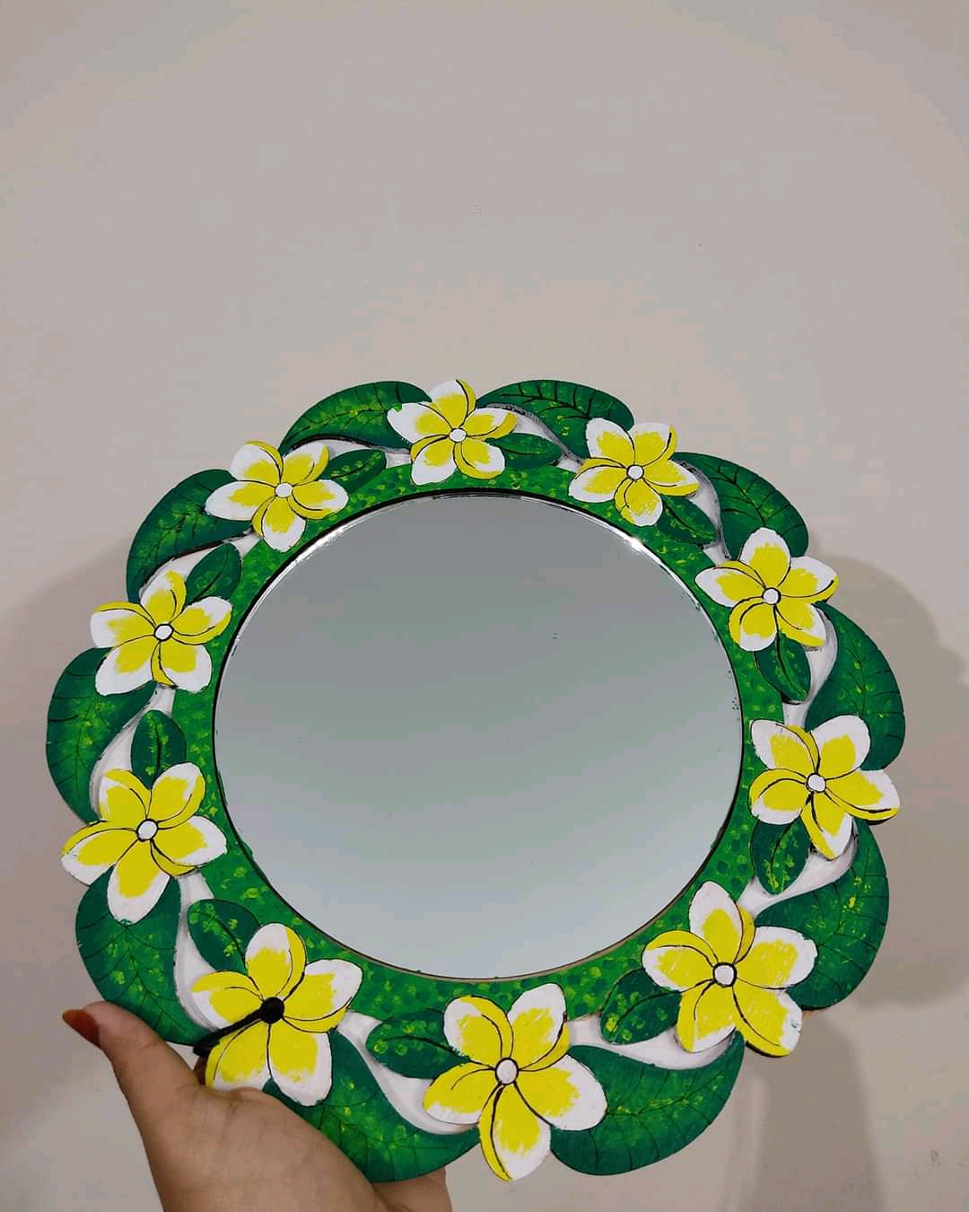 wooden hand painting exclusive mirror /medium size mirror /wood base mirror /handicraft mirror. 
