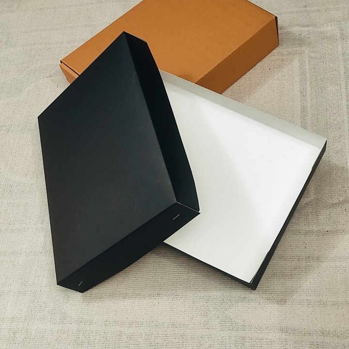 Punjabi / Saree Box ( Only Box). 
