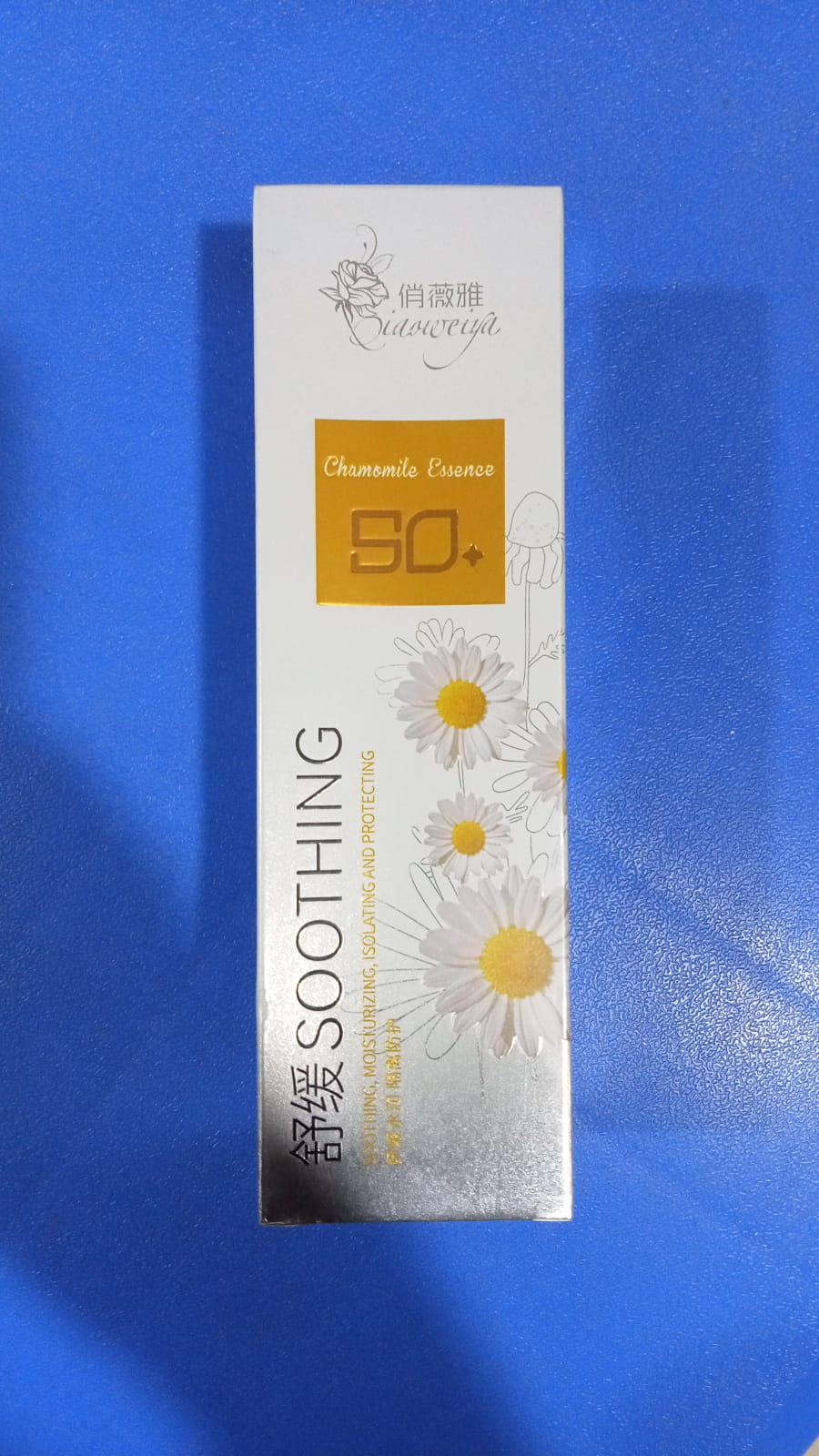 Chamomile Essence Shoothing, Moisturizing, Isolating And Protecting Sunscreen Spray SPF 50+
