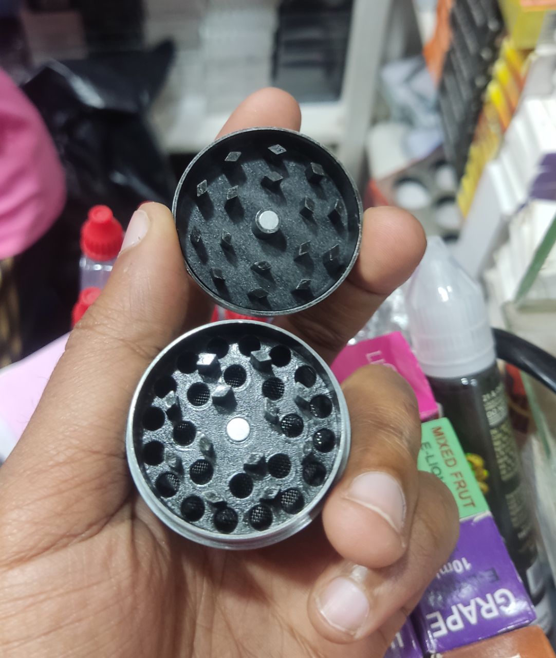 Mini Aluminum Alloy Spice Crusher Hand Muller Pollen Herbal Herb Grinder. 