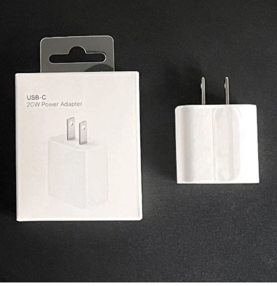 USB C 20 Watt power adapter for iphone /samsung. 