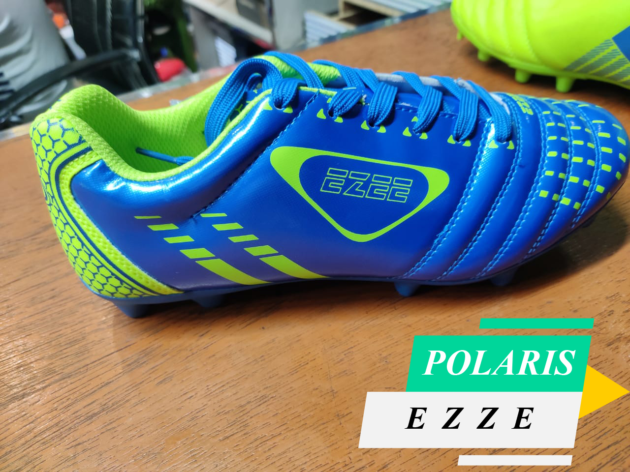 polaris football boots